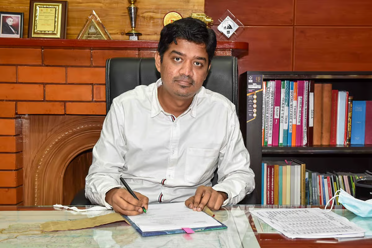 Thiru S.P. Amrith, IAS.